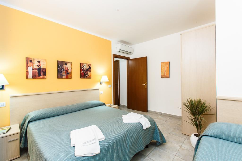 Residence Talamone Il Poderino Δωμάτιο φωτογραφία